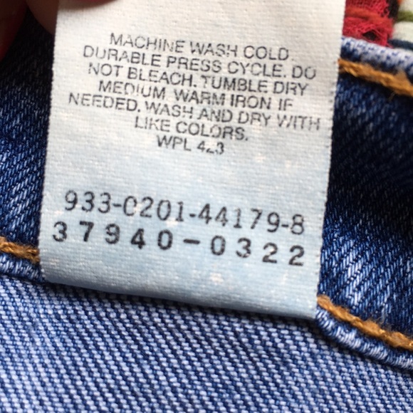 Levi’s Jean Shorts Vintage 1990s Size 3 - Picture 6 of 8